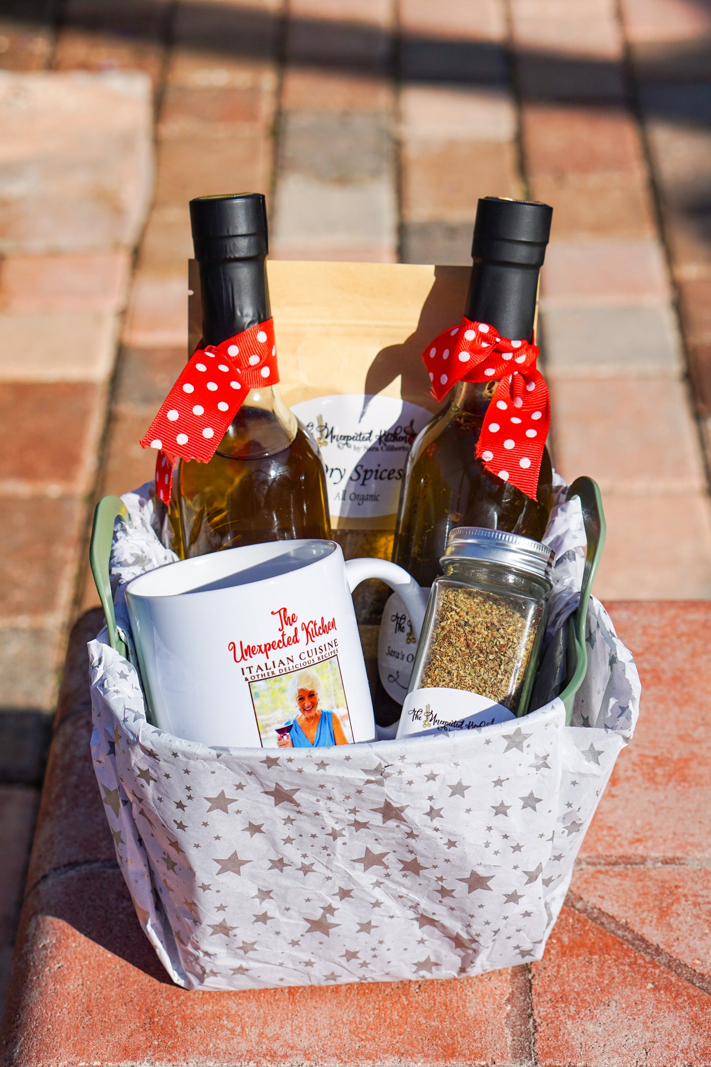 Holiday Gift Basket: Option 1